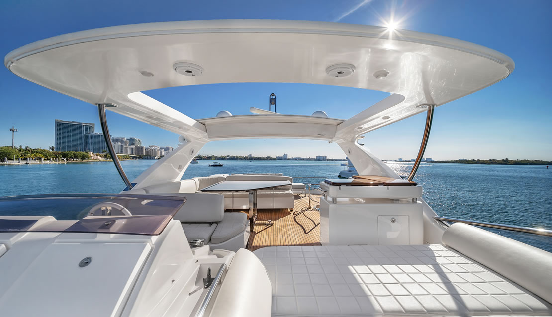 70-azimut-flybridge-35